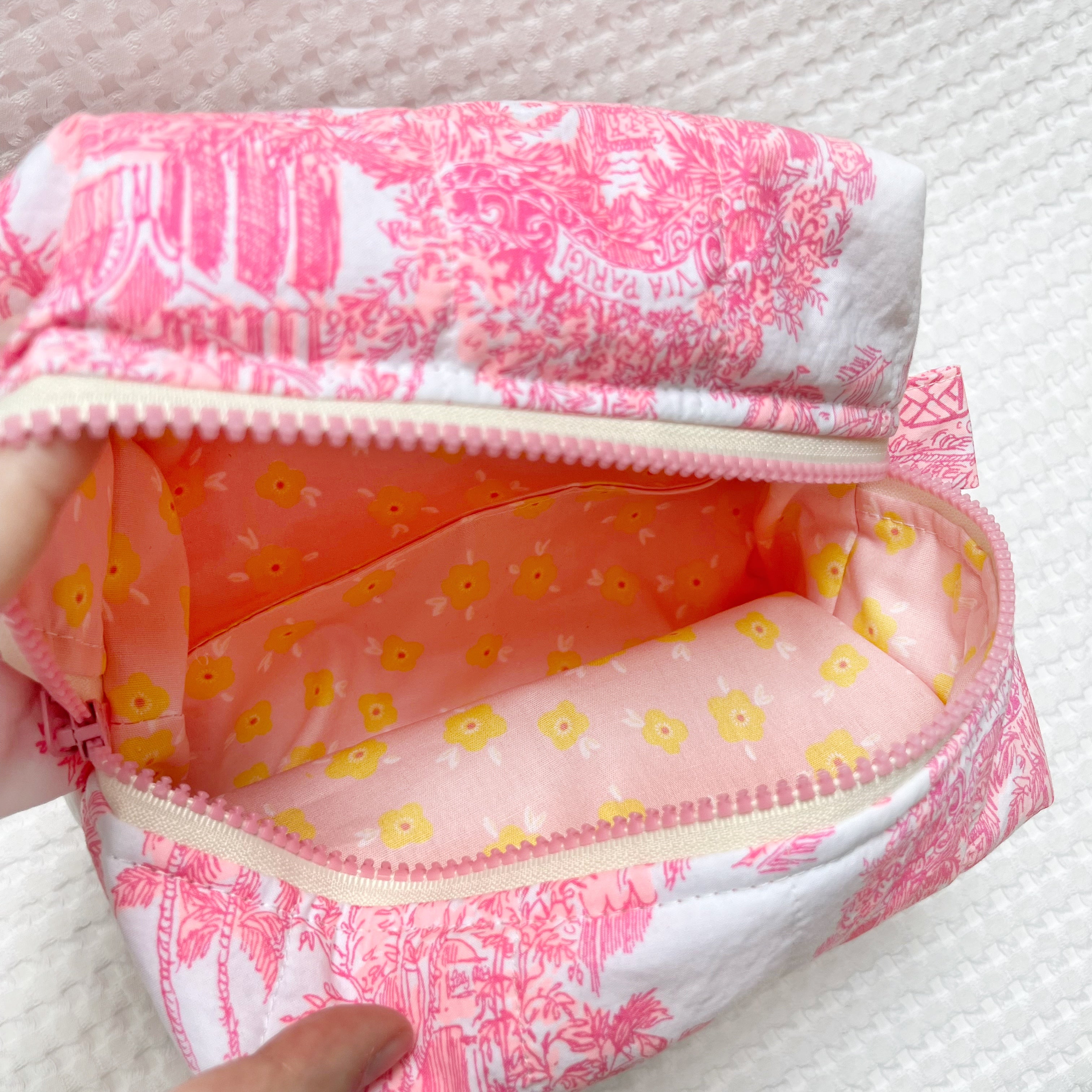Boxy Pouch