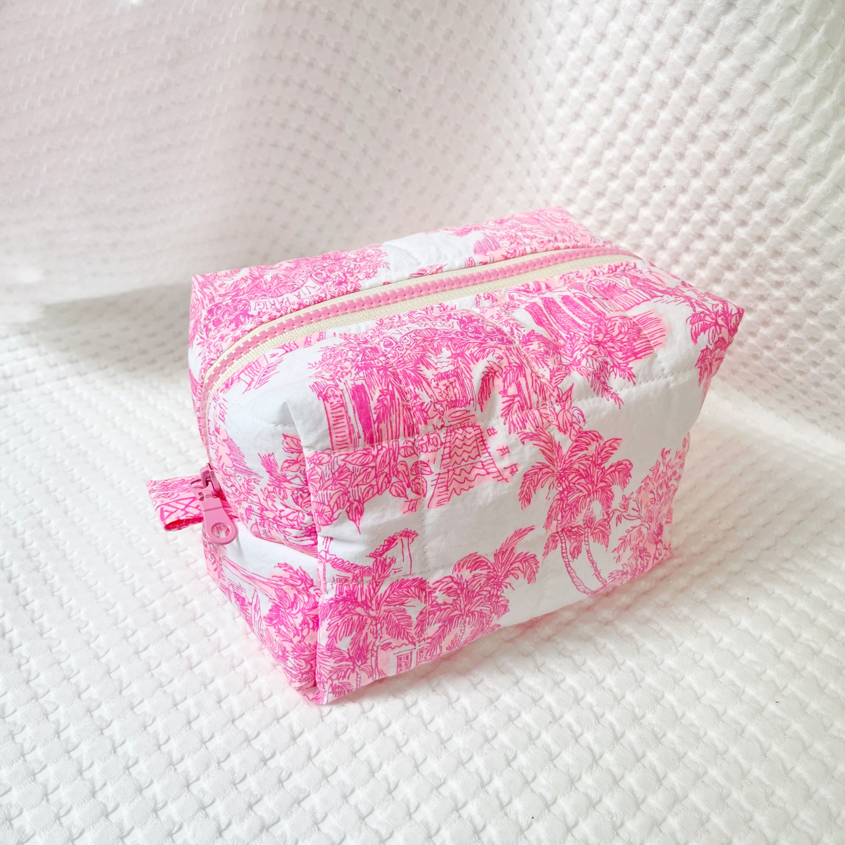 Boxy Pouch