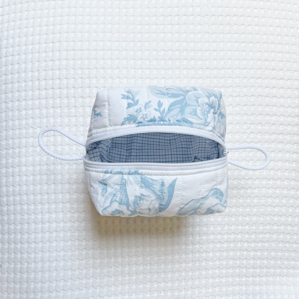 Boxy Pouch