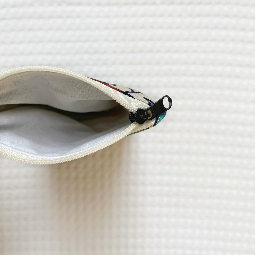 Eyeglasses Holder with label