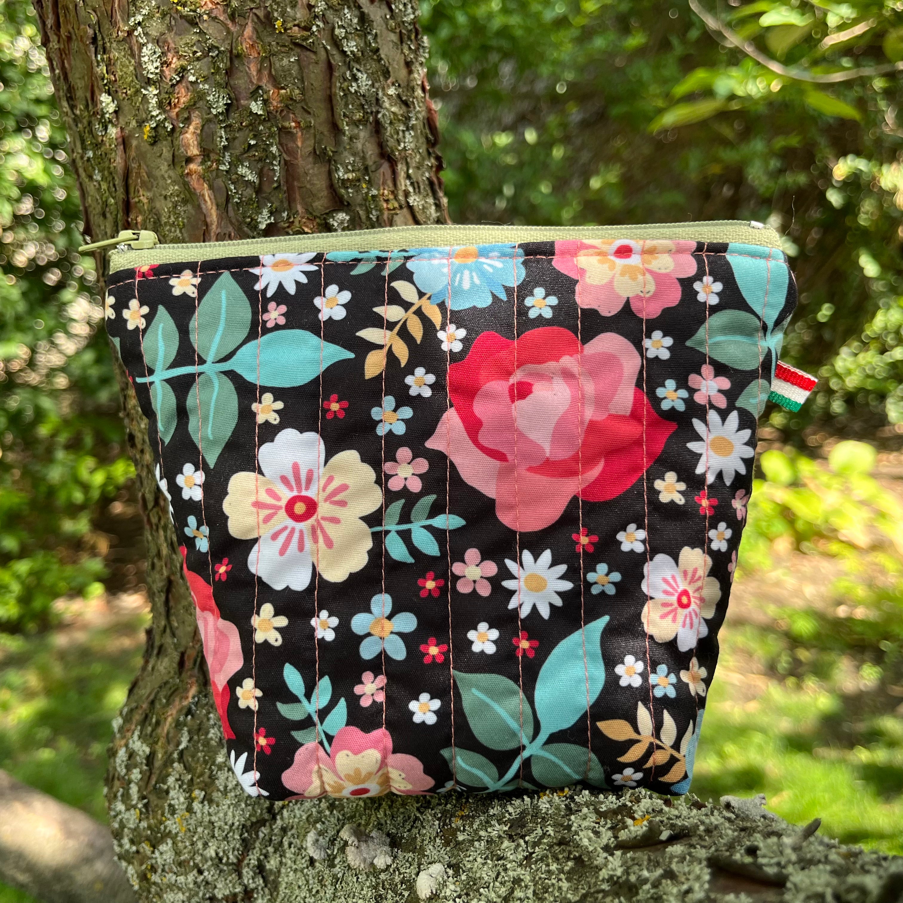 Eco Pouch - Floral Night