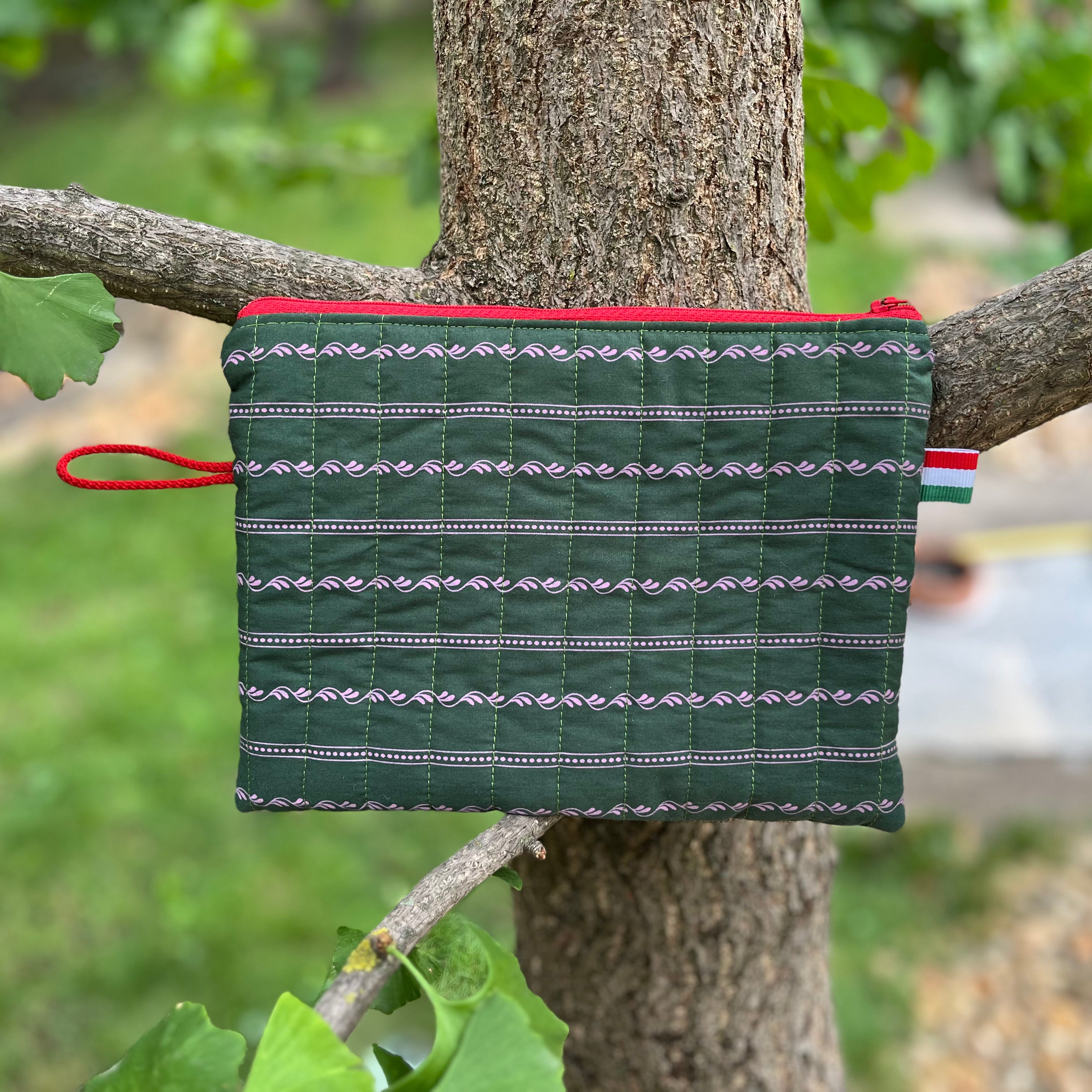 Eco Pouch - Forest Ruby - Tablet Cover