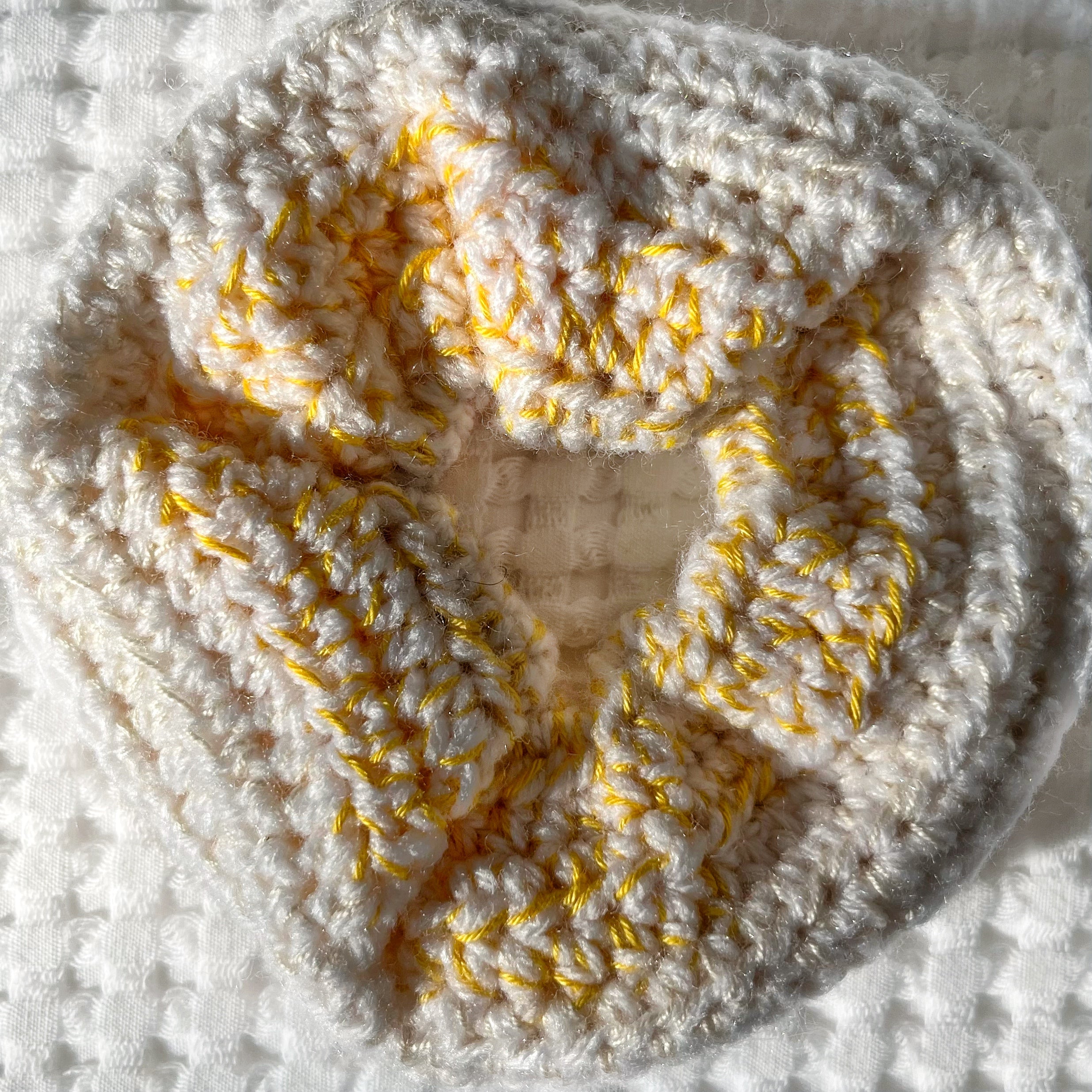Eco Scrunchie - Butter Field - Bigger size