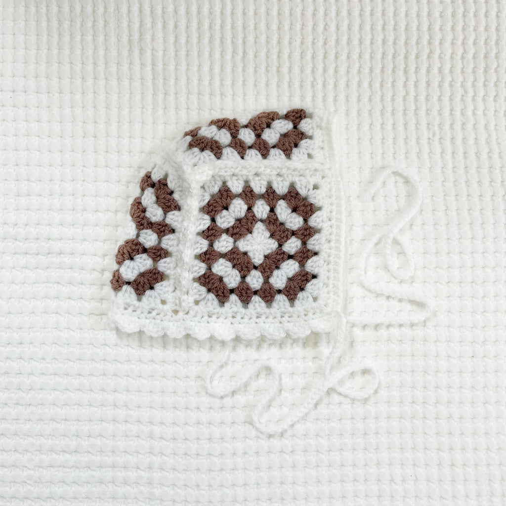 Bonnet - Vanilla Dusk - Smaller Size