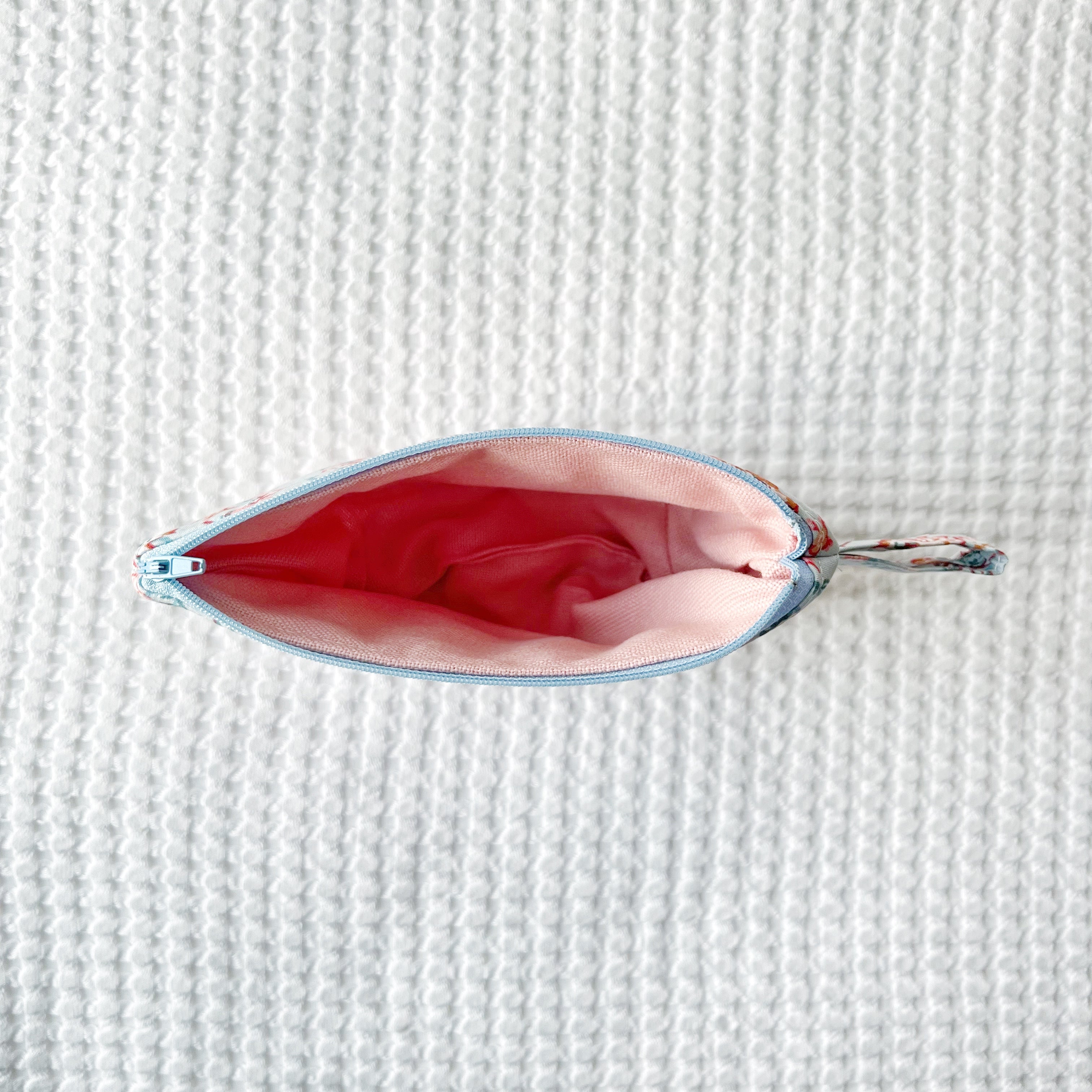 Eco Pouch - Charming Cottage